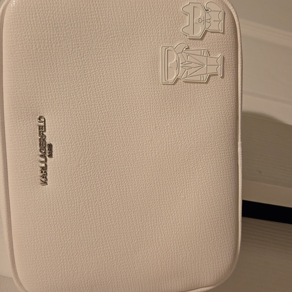 Karl Lagerfeld Paris Maybelle Crossbody Bag Winter White/Blush Nwot - Picture 3 of 6